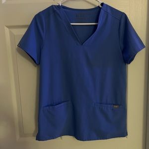 NEW FIGS TOP: Figs light blue Casma top size XS